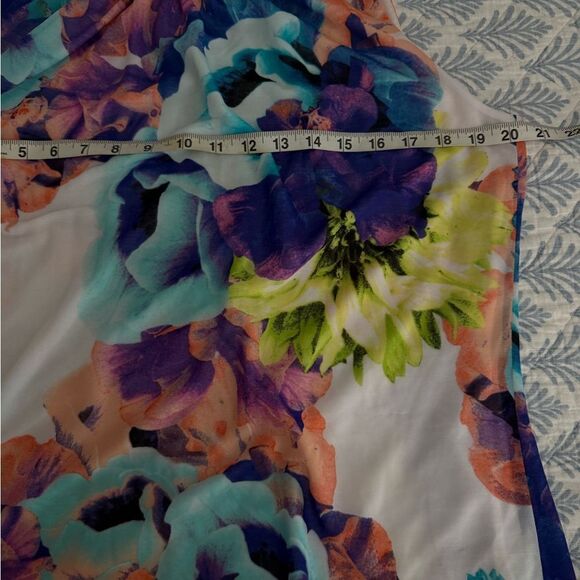 🇺🇸 Worthington bright ruffle floral tank Blouse with button back banded bottom - Picture 8 of 11